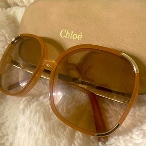 Chloé CE719S rare peach sunglasses. 70s Darlings!